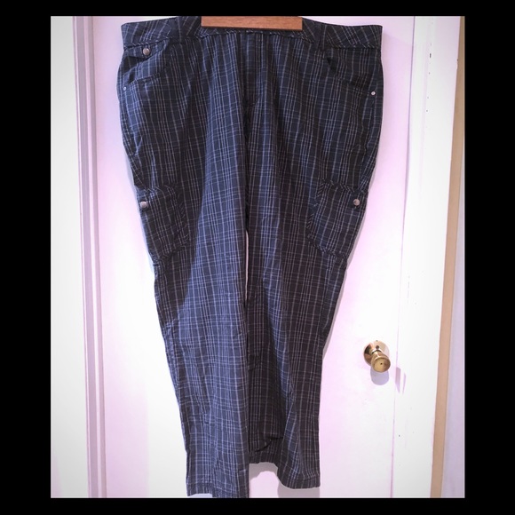 Euc Lane Bryant 26 grey blue white plaid pants - Picture 1 of 4